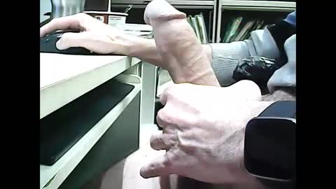 01quebecboy69 online show from March 5, 5:39 pm