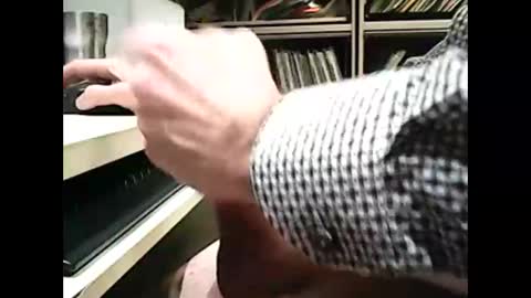 01quebecboy69 online show from February 5, 8:25 pm