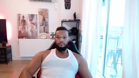 Snapshot of 0_kingsley chatting on October 7, 10:08 am Kingsley online show from October 7, 10:08 am