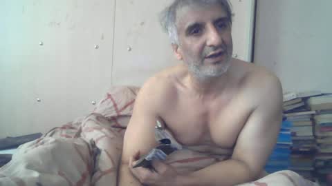 0luvmonkey online show from June 13, 7:17 am
