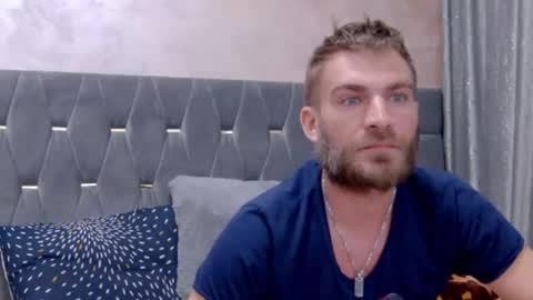 10in_deluxe online show from October 8, 9:46 am