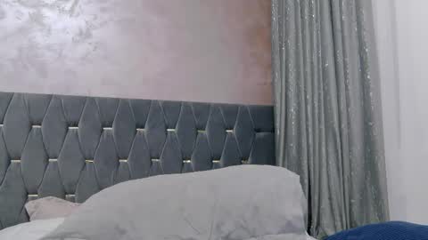 10in_deluxe online show from February 10, 10:20 am