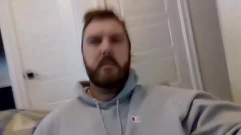 123holt123 online show from February 14, 6:29 pm