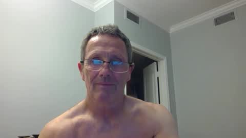 13glanmorfa online show from February 19, 5:04 am