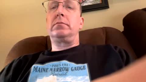 Snapshot of 16510 chatting on October 13, 1:39 pm 16510 online show from October 13, 1:39 pm