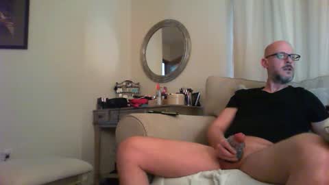 Snapshot of 1hotbaldguy chatting on March 7, 5:39 pm 1hotbaldguy online show from March 7, 5:39 pm