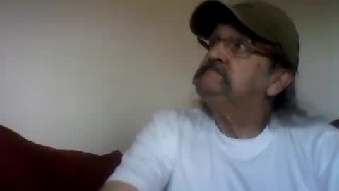 1valentine online show from September 21, 10:10 pm