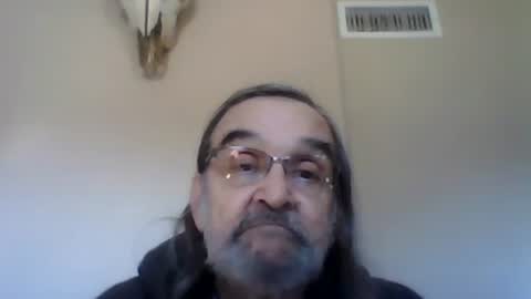 1valentine online show from December 30, 7:00 pm