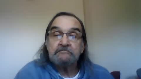 1valentine online show from December 18, 4:39 pm