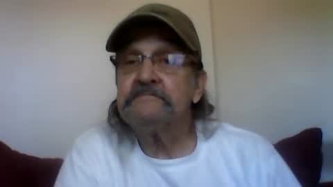 1valentine online show from October 1, 4:33 pm