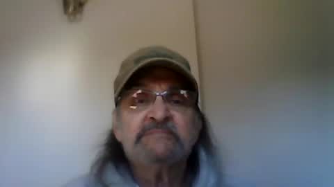 1valentine online show from December 12, 7:15 pm