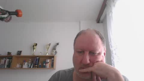 1vaso online show from February 19, 8:44 am