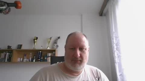 1vaso online show from March 3, 8:34 am