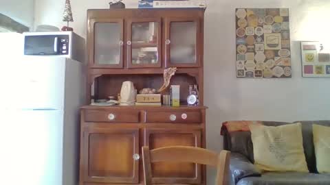 Snapshot of 22esserre chatting on December 6, 1:00 pm 22esserre online show from December 6, 1:00 pm