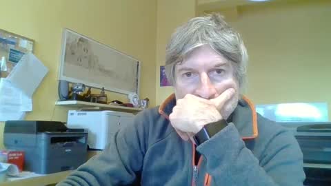 Snapshot of 22esserre chatting on January 7, 11:00 am 22esserre online show from January 7, 11:00 am