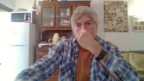 Snapshot of 22esserre chatting on October 17, 1:37 pm 22esserre online show from October 17, 1:37 pm