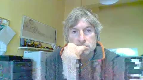 Snapshot of 22esserre chatting on December 18, 10:40 am 22esserre online show from December 18, 10:40 am