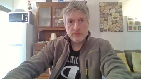 Snapshot of 22esserre chatting on March 5, 12:44 pm 22esserre online show from March 5, 12:44 pm