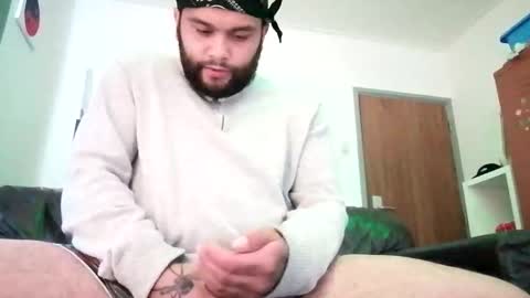 23huffnerkeanu online show from March 31, 2:41 pm