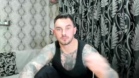 2sexymuscles online show from February 2, 10:07 pm