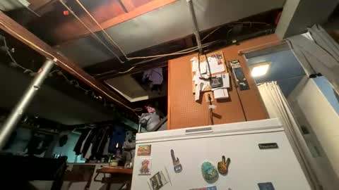 33adidas online show from March 21, 11:25 am