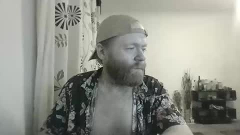 33UK online show from September 22, 12:22 am