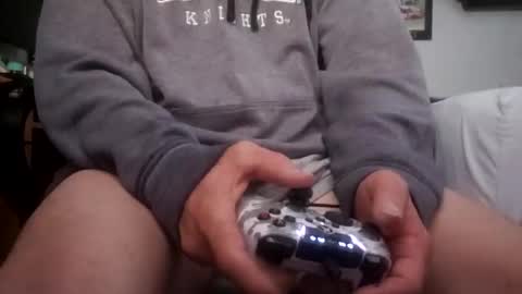 Thisguy online show from January 1, 1:16 pm