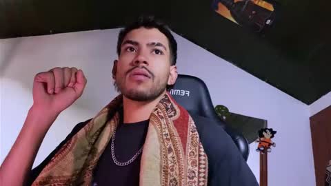 E V I L online show from December 17, 8:59 pm