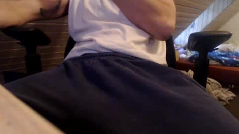 64293boy online show from June 7, 5:53 pm