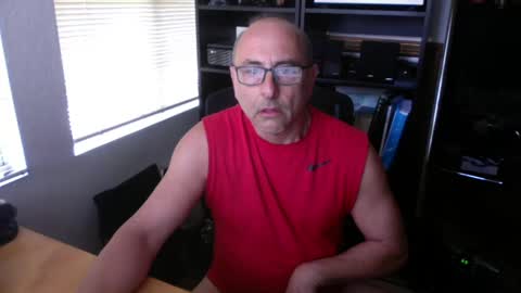 Snapshot of 66sexytime99 chatting on February 9, 8:24 pm daddy vegas  for single women and couples here online show from February 9, 8:24 pm