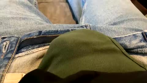 Snapshot of 6inchboytoy chatting on January 10, 12:36 pm 6inchboytoy online show from January 10, 12:36 pm