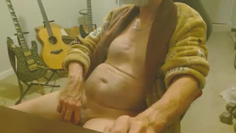 6stringer62 online show from December 30, 1:26 am