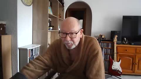 Snapshot of 7thsojourn chatting on February 19, 11:28 am  Papi  online show from February 19, 11:28 am