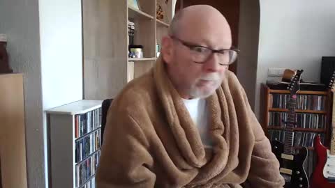 Snapshot of 7thsojourn chatting on February 28, 11:25 am  Papi  online show from February 28, 11:25 am