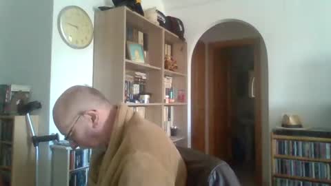 Snapshot of 7thsojourn chatting on February 5, 9:46 am  Papi  online show from February 5, 9:46 am