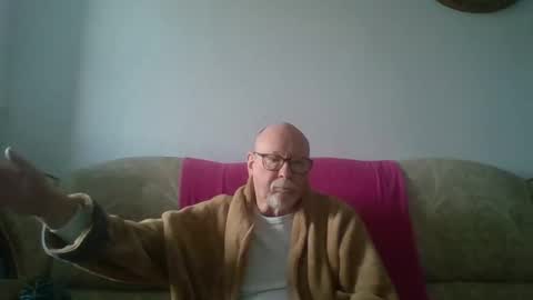 Snapshot of 7thsojourn chatting on December 29, 11:40 am  Papi  online show from December 29, 11:40 am