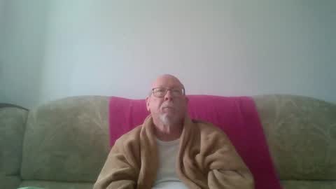 Snapshot of 7thsojourn chatting on January 31, 9:05 am  Papi  online show from January 31, 9:05 am
