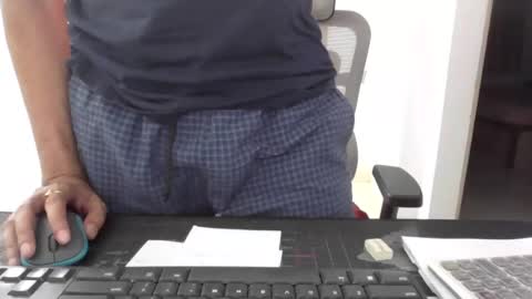 MROSE7080 online show from April 2, 9:33 pm