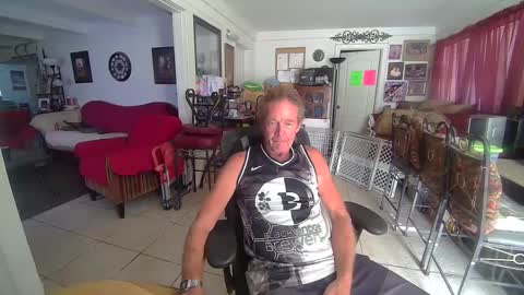 86406stud online show from September 29, 11:22 pm