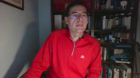 8age online show from December 29, 9:09 pm