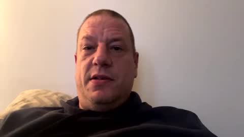 8incher2781 online show from November 19, 7:19 am