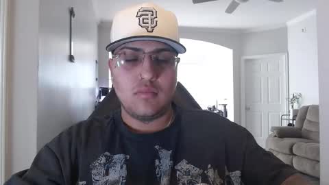 Butterfly boy online show from October 22, 4:43 pm