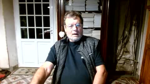 Snapshot of _123_voyeur_ chatting on October 16, 9:34 pm _123_voyeur_ online show from October 16, 9:34 pm