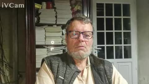 Snapshot of _123_voyeur_ chatting on October 4, 6:57 pm _123_voyeur_ online show from October 4, 6:57 pm