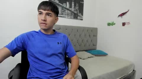 DERECK online show from April 2, 9:17 am