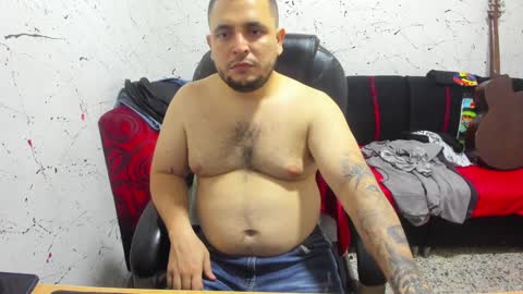 Snapshot of _ace_ventura chatting on January 17, 5:11 am     ----       online show from January 17, 5:11 am