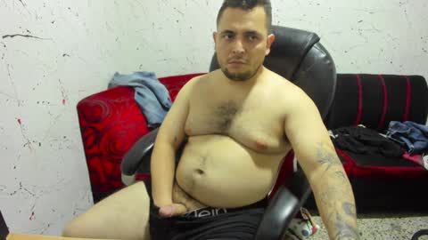 Snapshot of _ace_ventura chatting on February 7, 12:39 pm     ----       online show from February 7, 12:39 pm