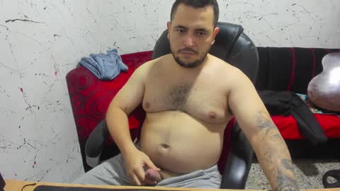 Snapshot of _ace_ventura chatting on January 5, 3:45 pm     ----       online show from January 5, 3:45 pm