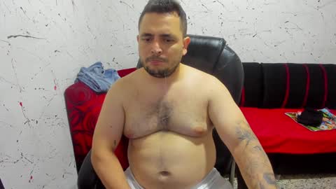 Snapshot of _ace_ventura chatting on January 1, 7:30 am     ----       online show from January 1, 7:30 am