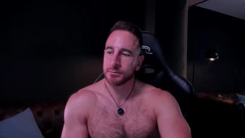 _adamcoper_ online show from October 28, 11:07 pm